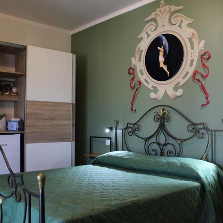 La Casa Di Giusy Bed & Breakfast Cosenza Exterior photo
